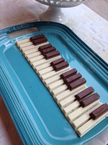 piano treat made of Kit-Kat bars